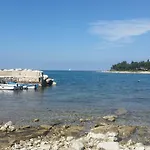 Zlatna Vala Pelegrin