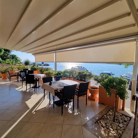 Hotel Zlatna Vala 3*